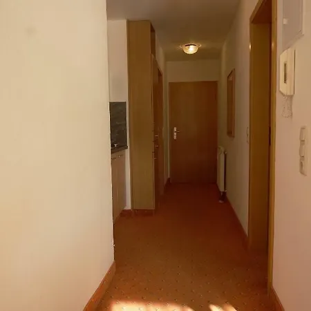 شقة Branderschrofen